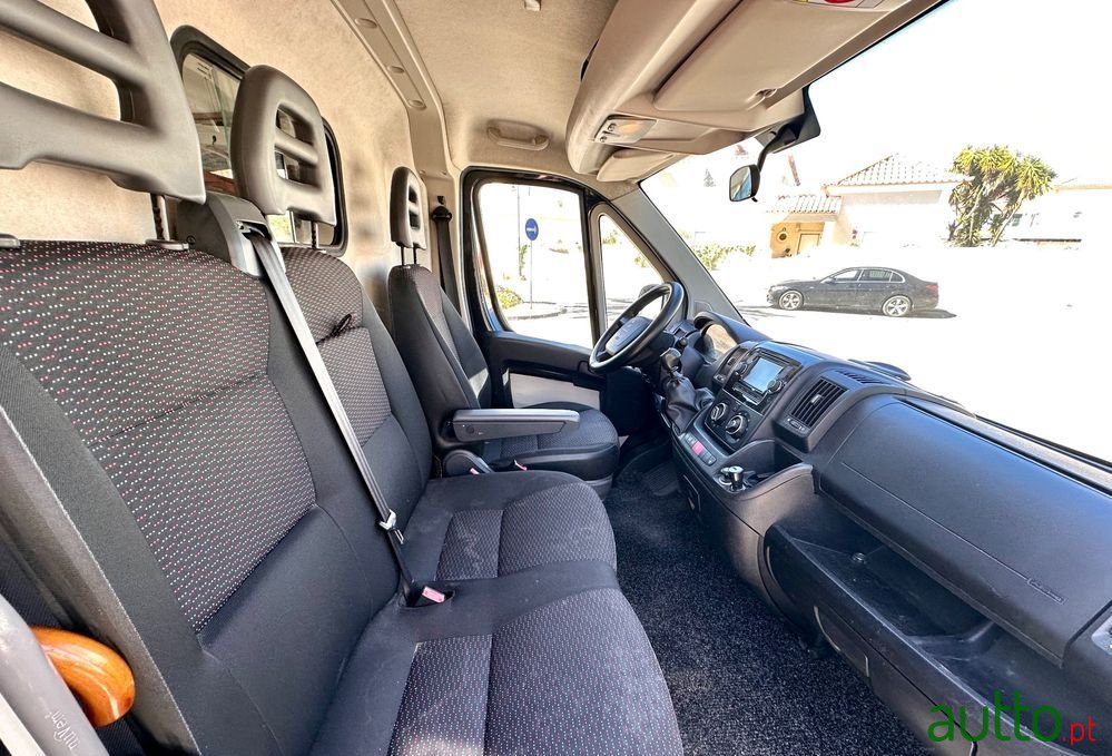 2015' Peugeot Boxer L2H2 Standard photo #6