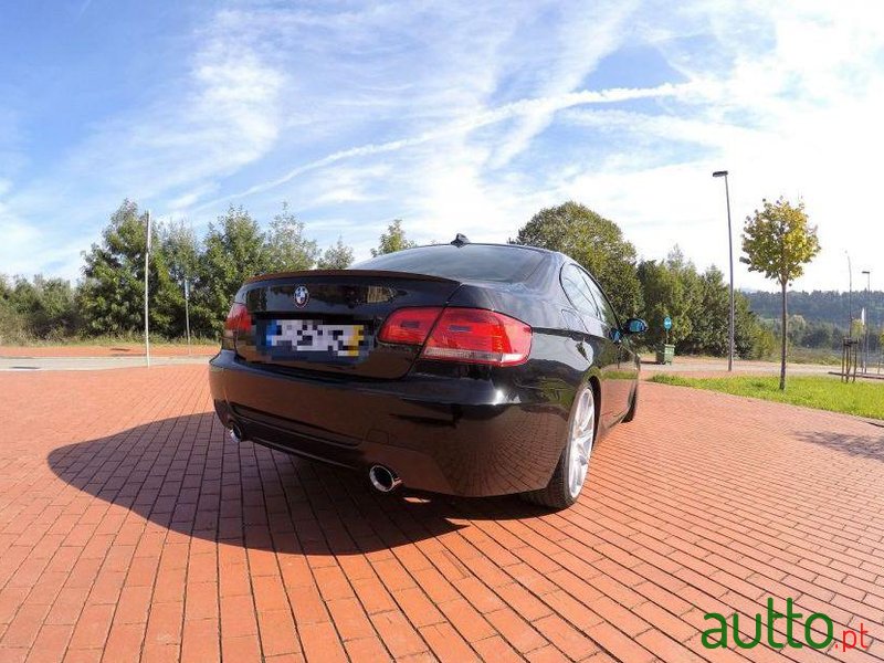 2008' BMW 320 Pack M - Full Extras photo #2