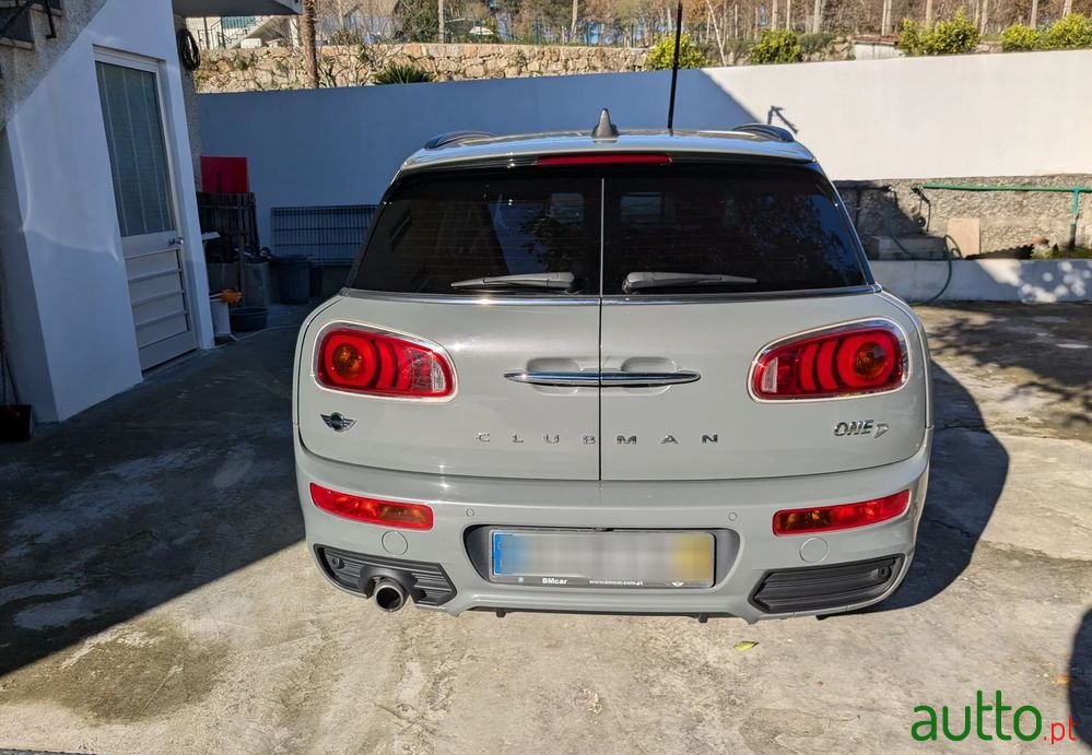 2016' MINI Clubman One D photo #6