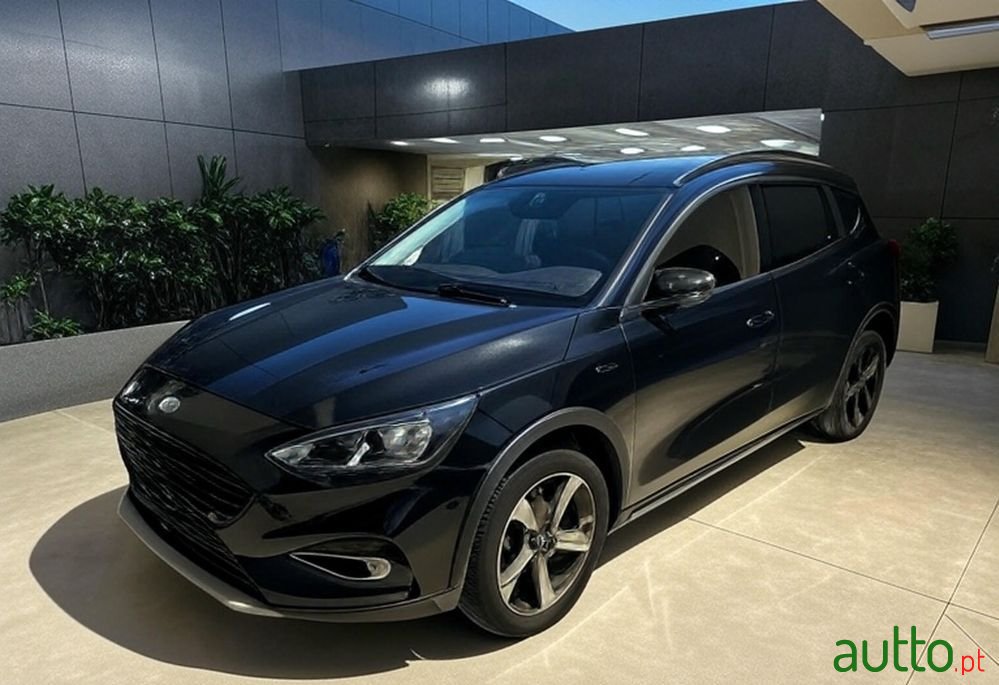 2020' Ford Focus Sw photo #1
