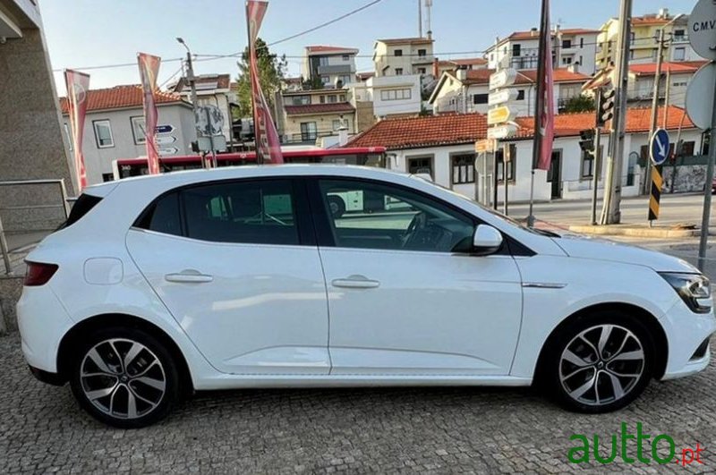 2016' Renault Megane photo #4