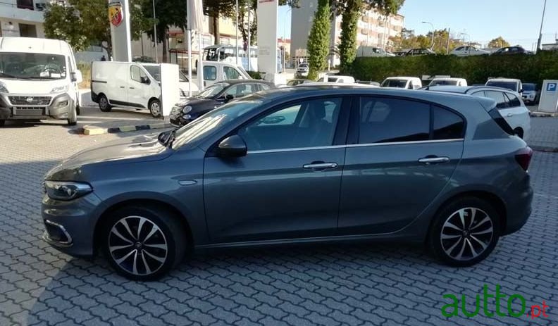 2018' Fiat Tipo photo #1