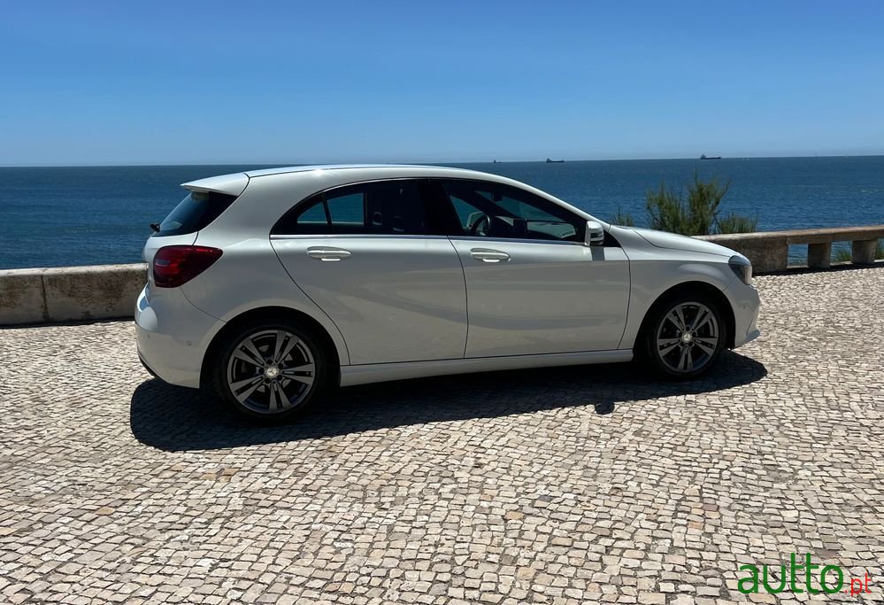 2016' Mercedes-Benz A 180 photo #2