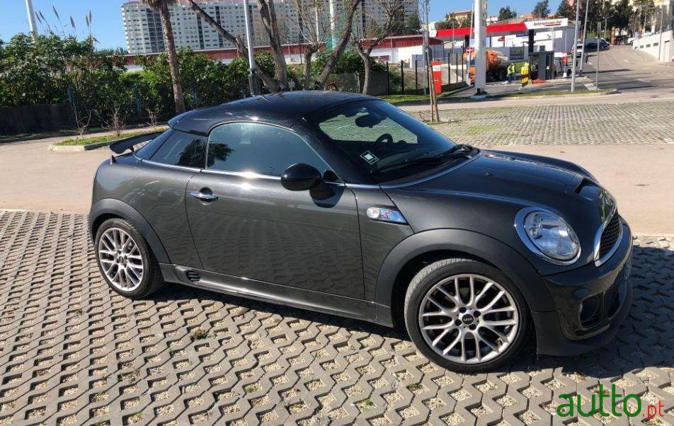 2013' MINI Coupe photo #3