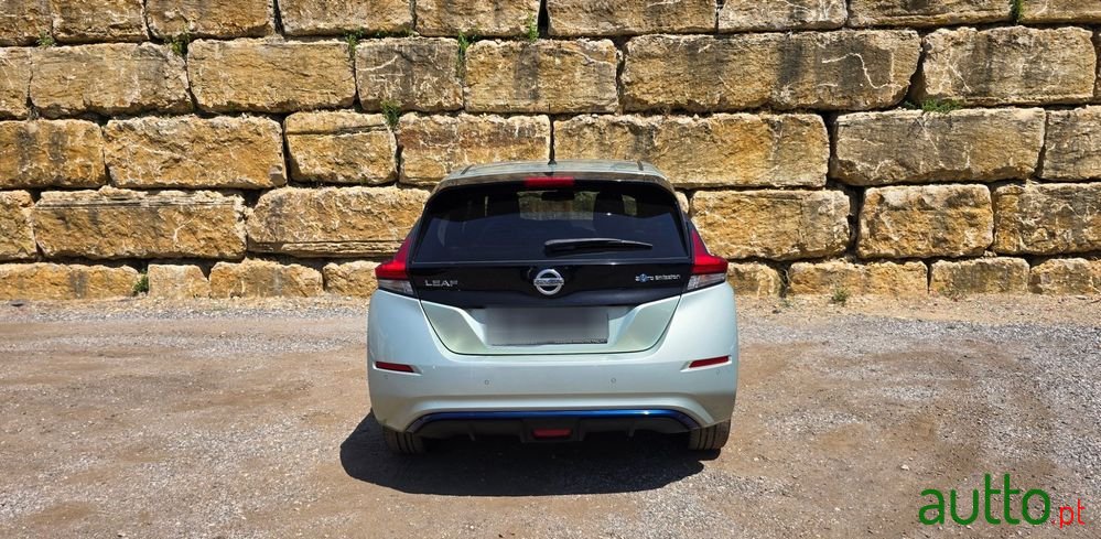 2018' Nissan Leaf N-Connecta photo #5