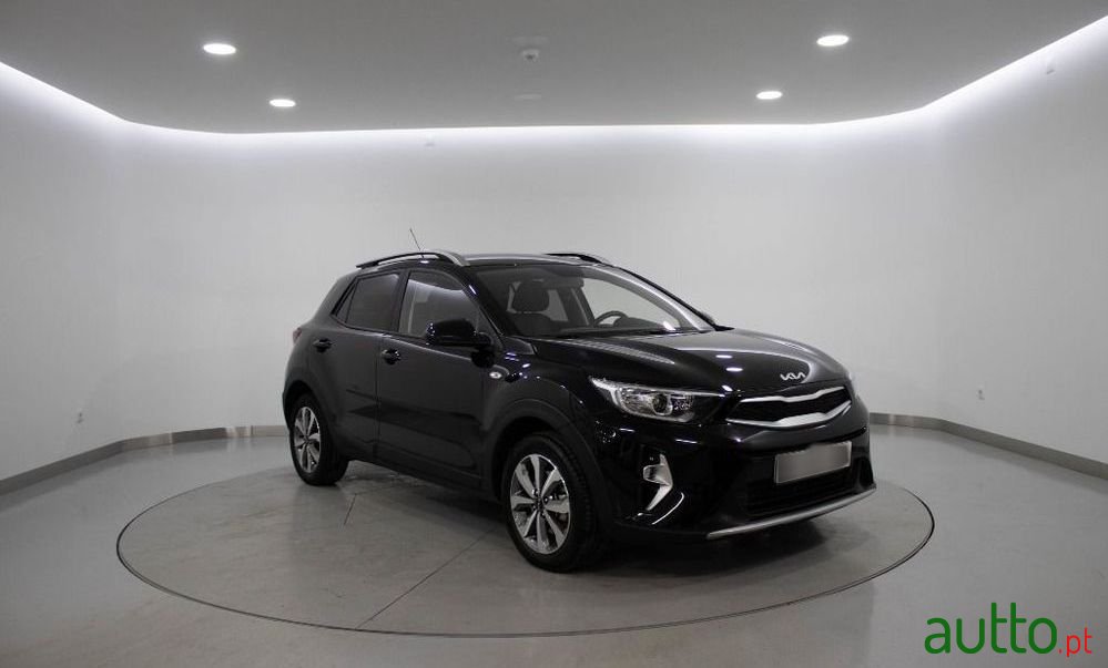 2024' Kia Stonic 1.2 Dynamic photo #1