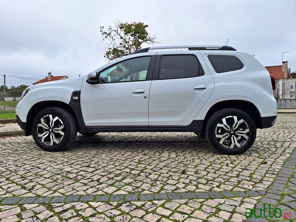 2022' Dacia Duster photo #4