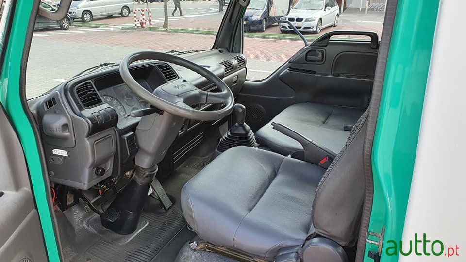 2001' Isuzu D-Max photo #4