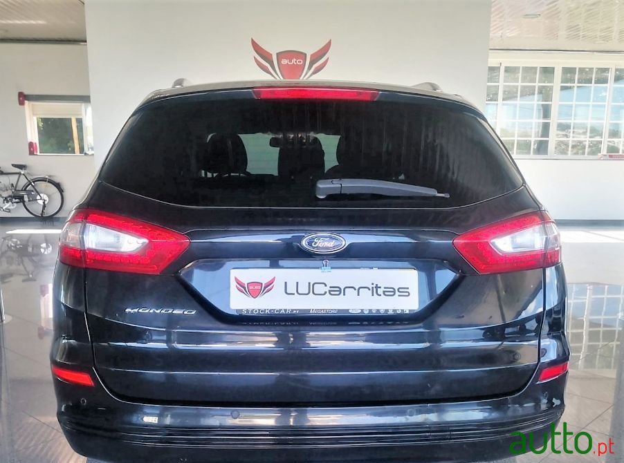 2014' Ford Mondeo Sw photo #6