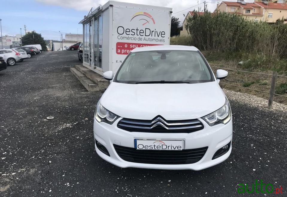 2016' Citroen C4 photo #2