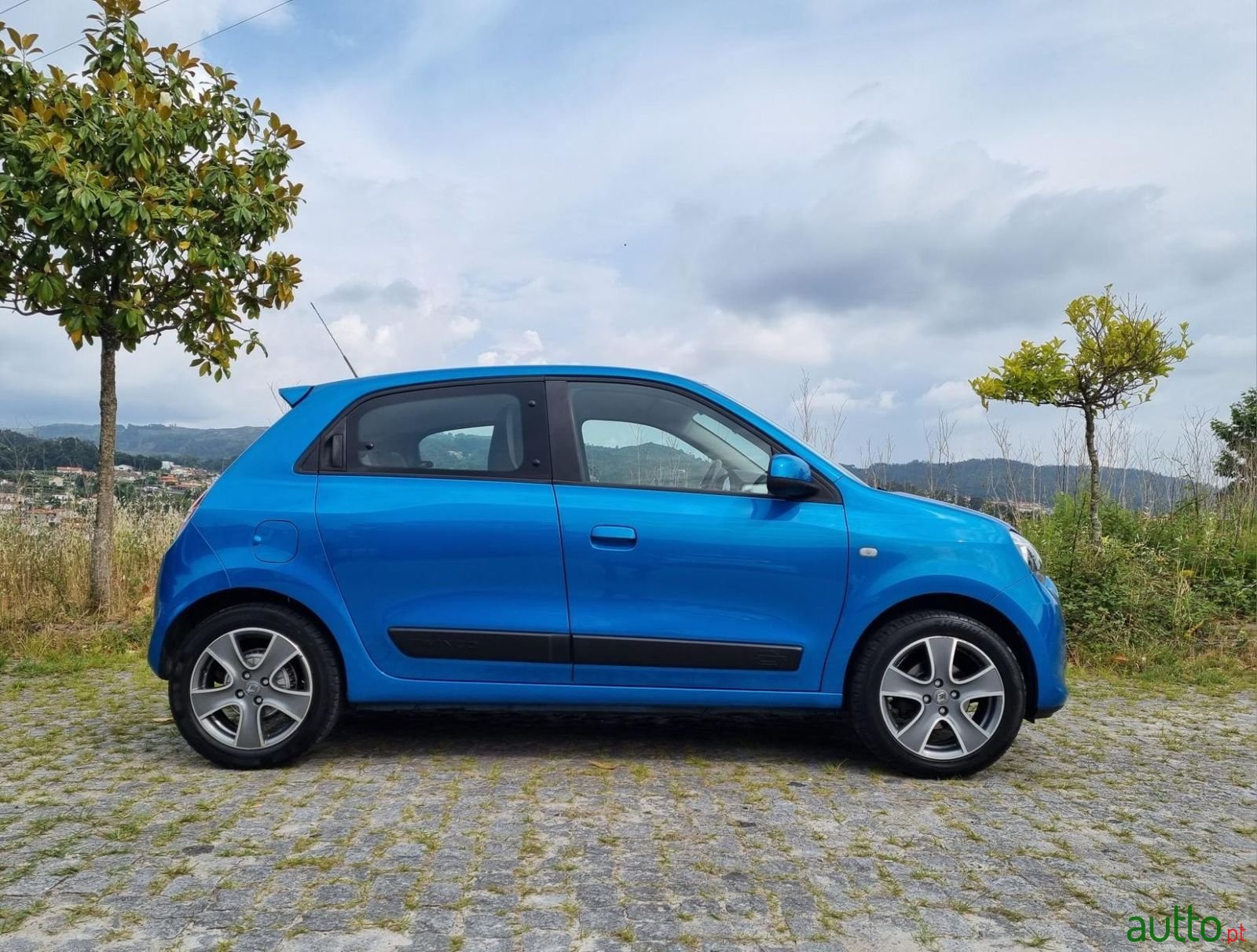 2015' Renault Twingo photo #5