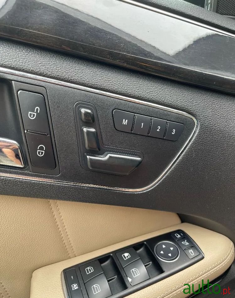 2010' Mercedes-Benz Classe E photo #5