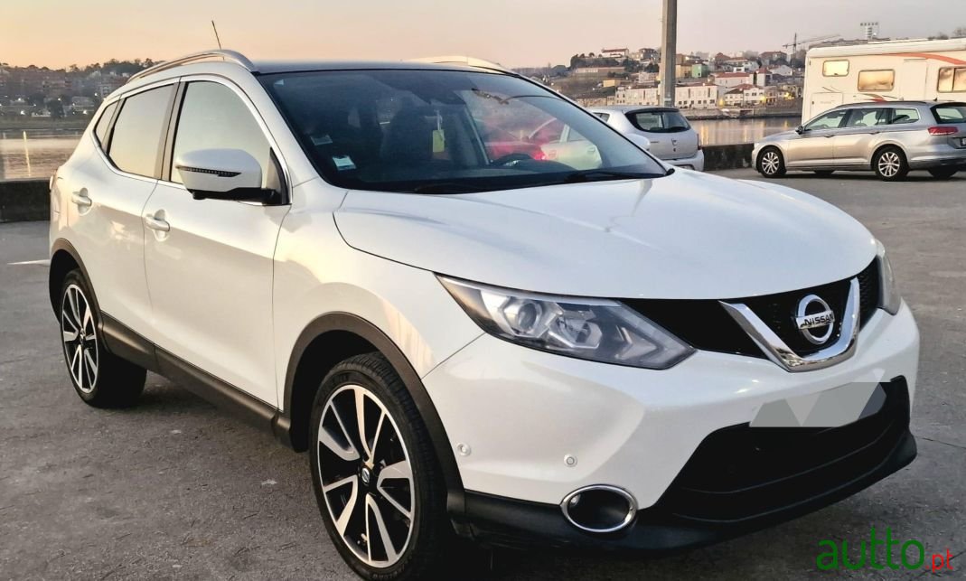 2014' Nissan Qashqai photo #2