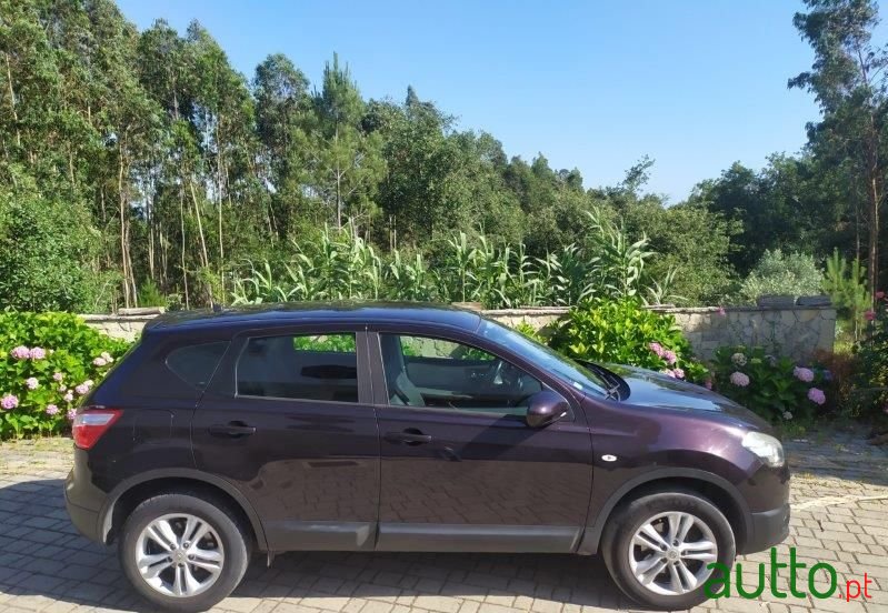 2010' Nissan Qashqai Acenta photo #3