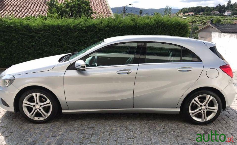 2012' Mercedes-Benz A-180 photo #1