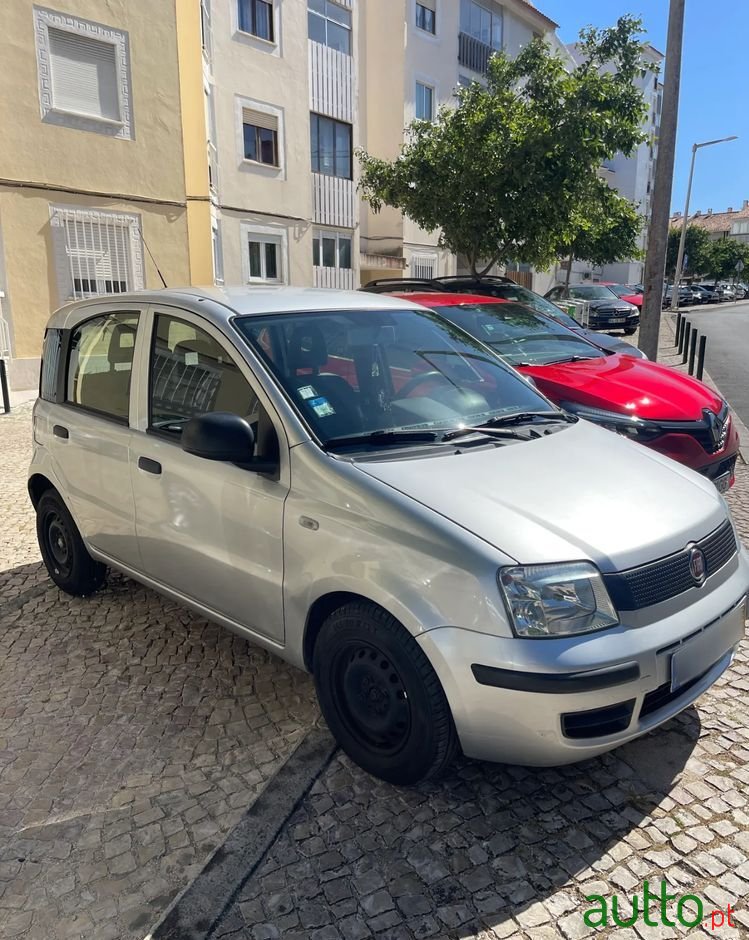 2012' Fiat Panda photo #2
