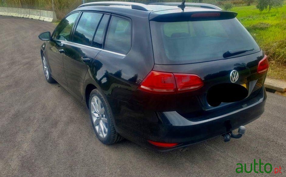 2014' Volkswagen Golf Variant photo #1