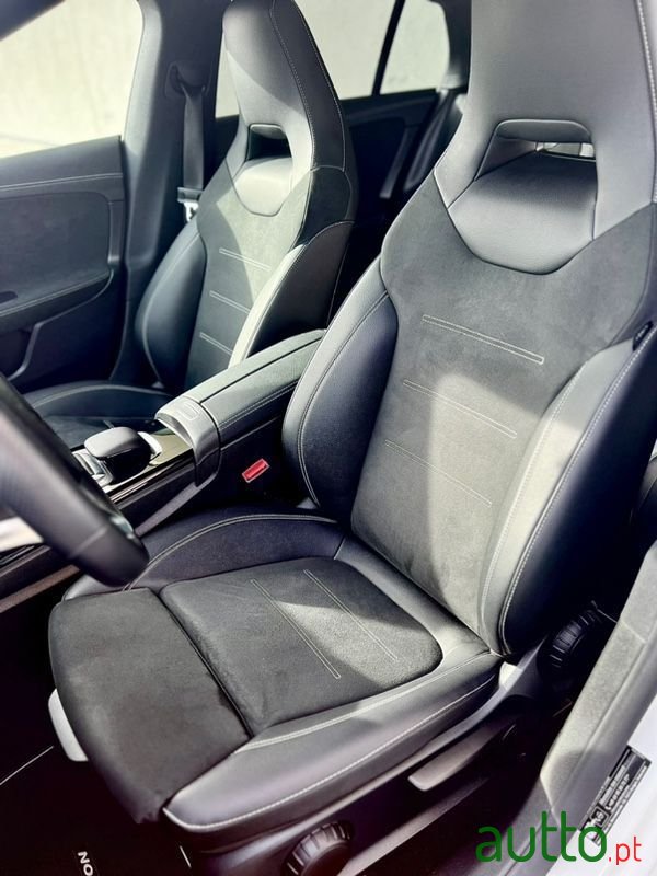 2021' Mercedes-Benz Cla-250 photo #5