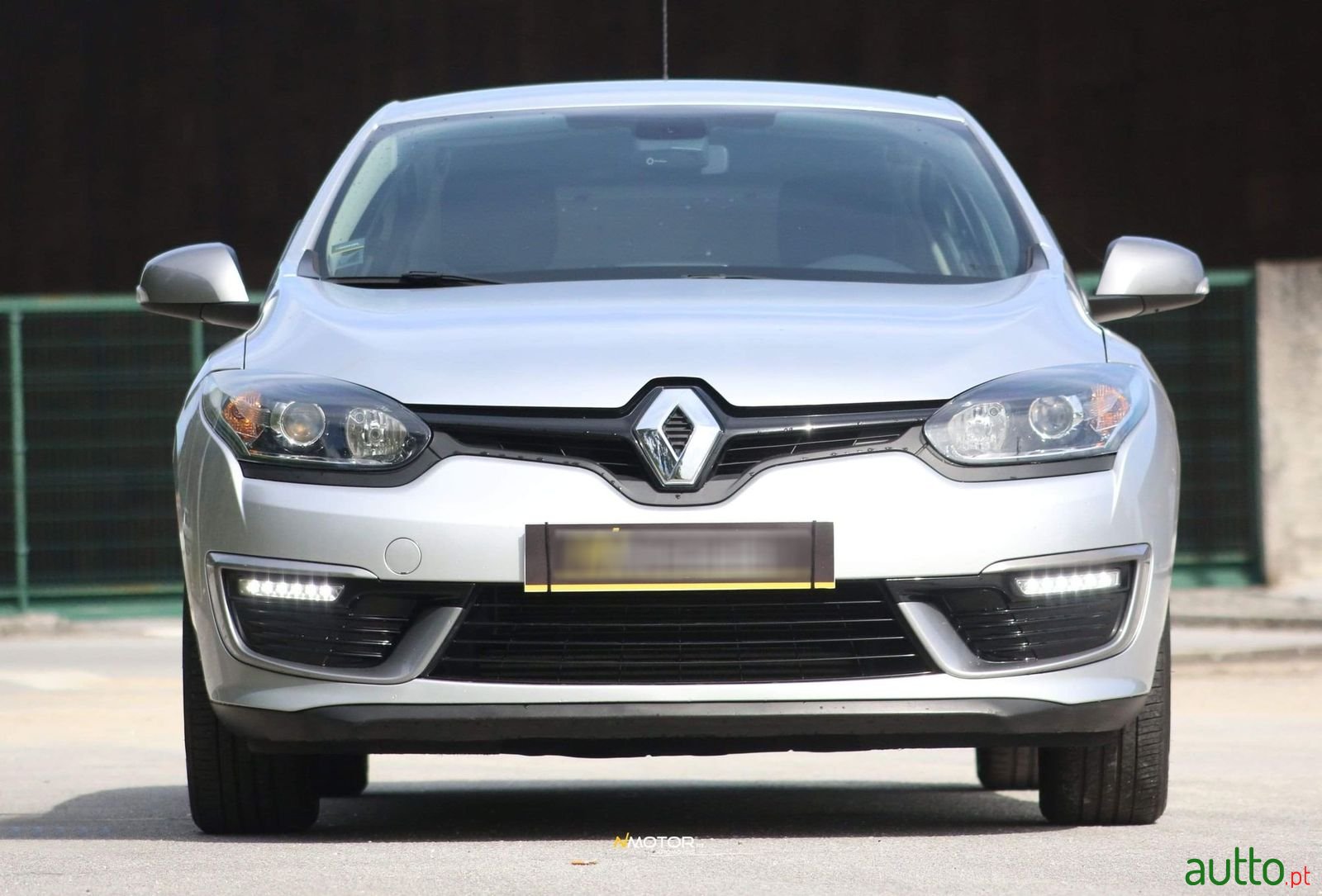 2014' Renault Megane photo #3
