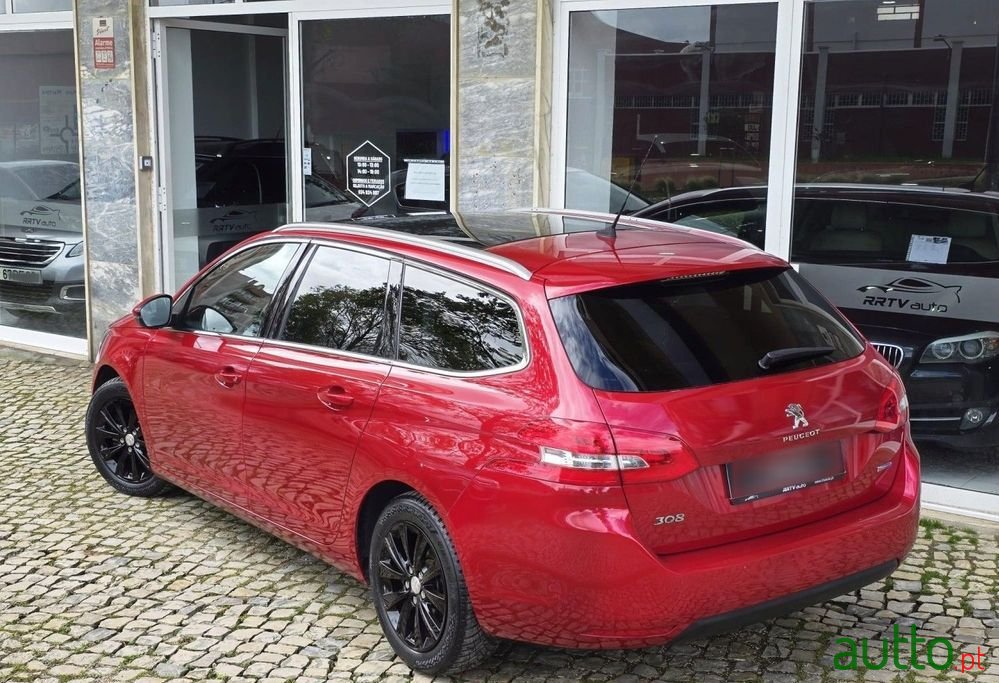 2016' Peugeot 308 Sw photo #2