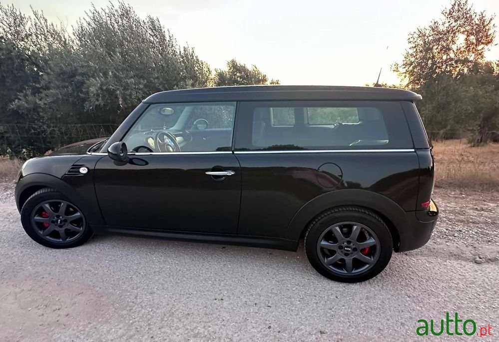 2012' MINI Clubman Cooper D Hampton photo #5