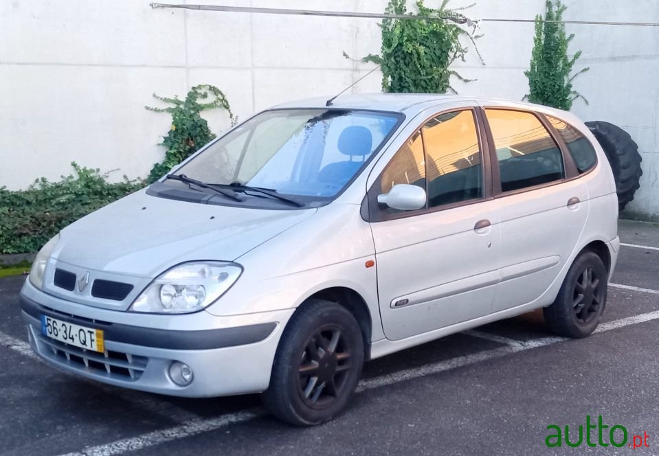 2000' Renault Scenic photo #1