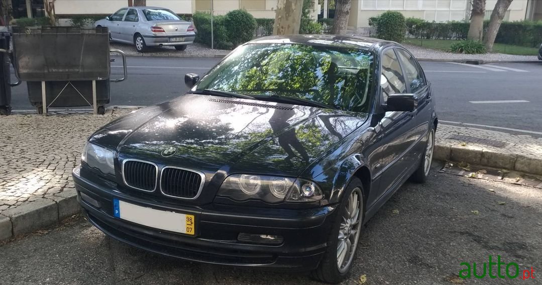 1998' BMW 320 photo #1