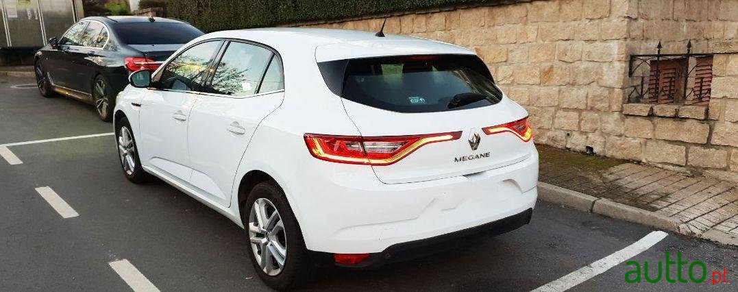 2016' Renault Megane photo #2