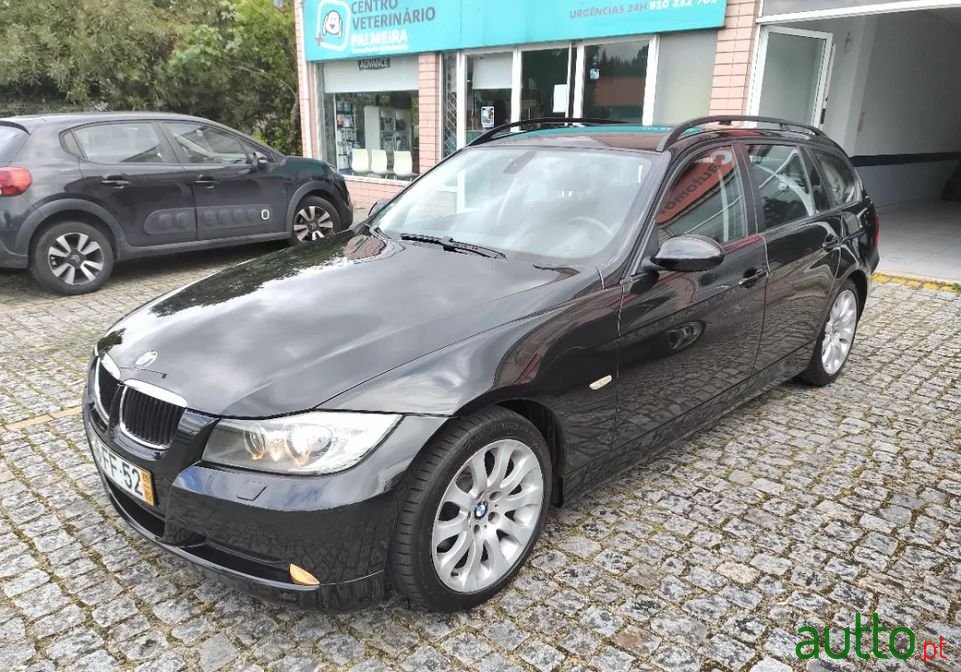 2008' BMW 318 photo #5