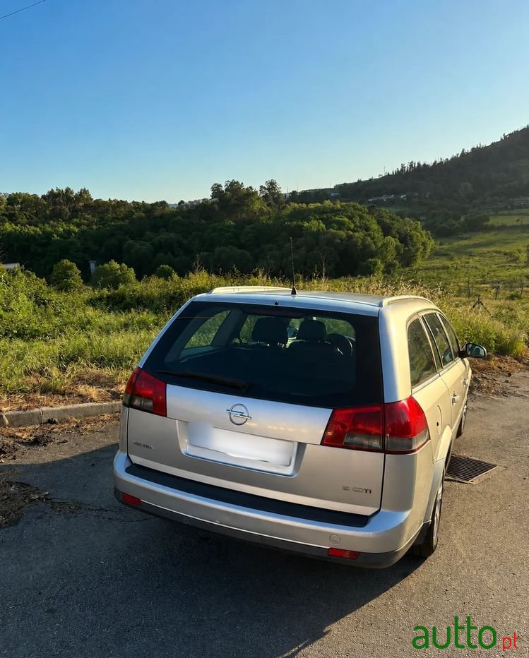 2008' Opel Vectra Caravan photo #2