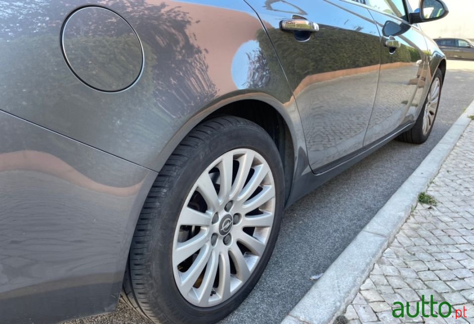 2009' Opel Insignia Sports Tourer photo #6