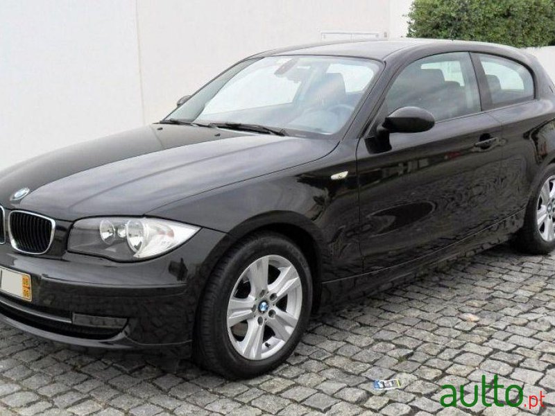 2008' BMW 120 D photo #3