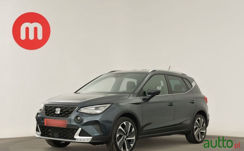 2023' SEAT Arona 1.0 Tsi Fr Dsg photo #2