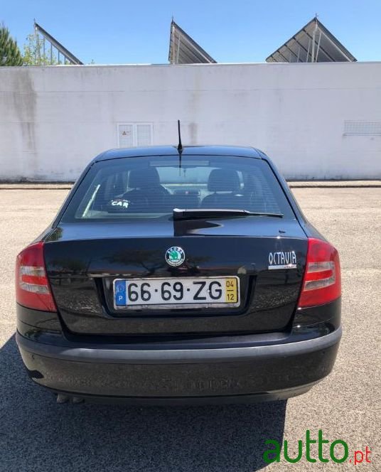 2004' Skoda Octavia Sport photo #4