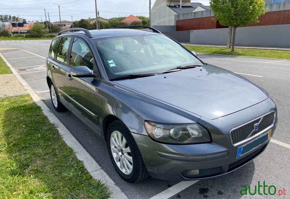 2004' Volvo V50 photo #5