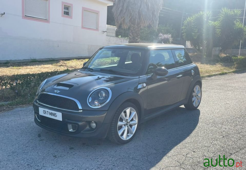 2012' MINI Cooper photo #1