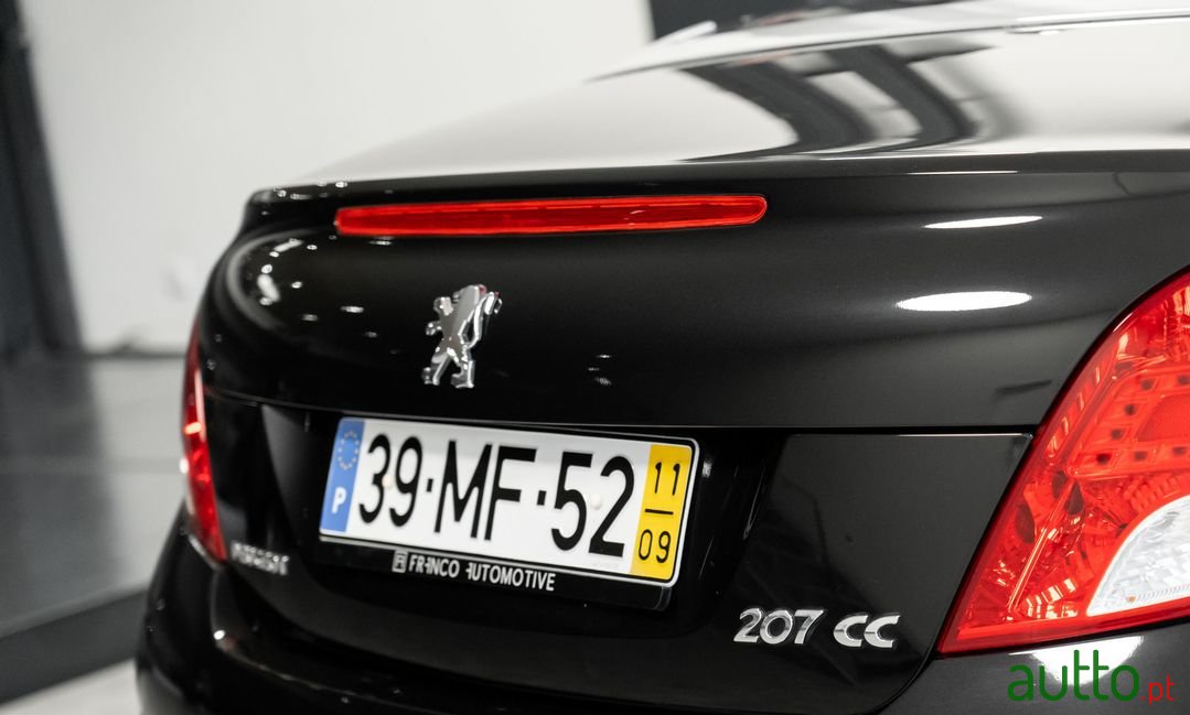 2011' Peugeot 207 photo #5