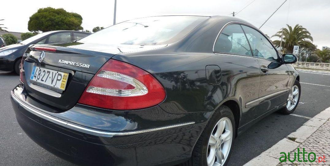 2003' Mercedes-Benz Clk-200 Avantgarde photo #2