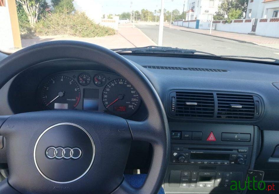 2003' Audi A3 1.6 Sport 16 photo #2