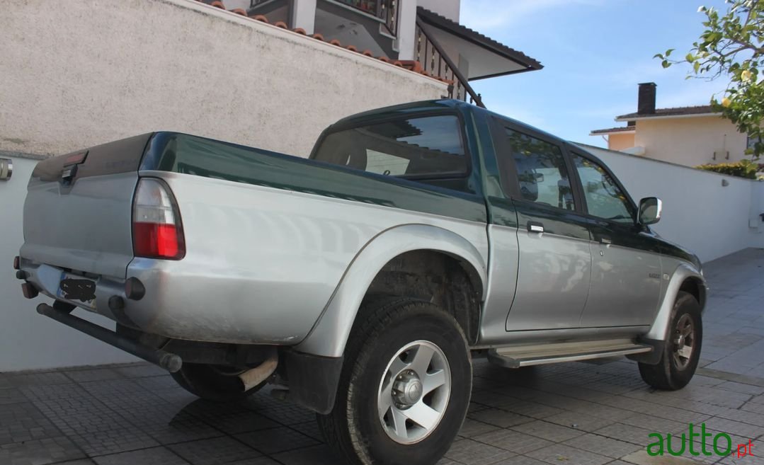 2001' Mitsubishi L200 photo #3
