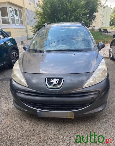 2008' Peugeot 207 Sw photo #1