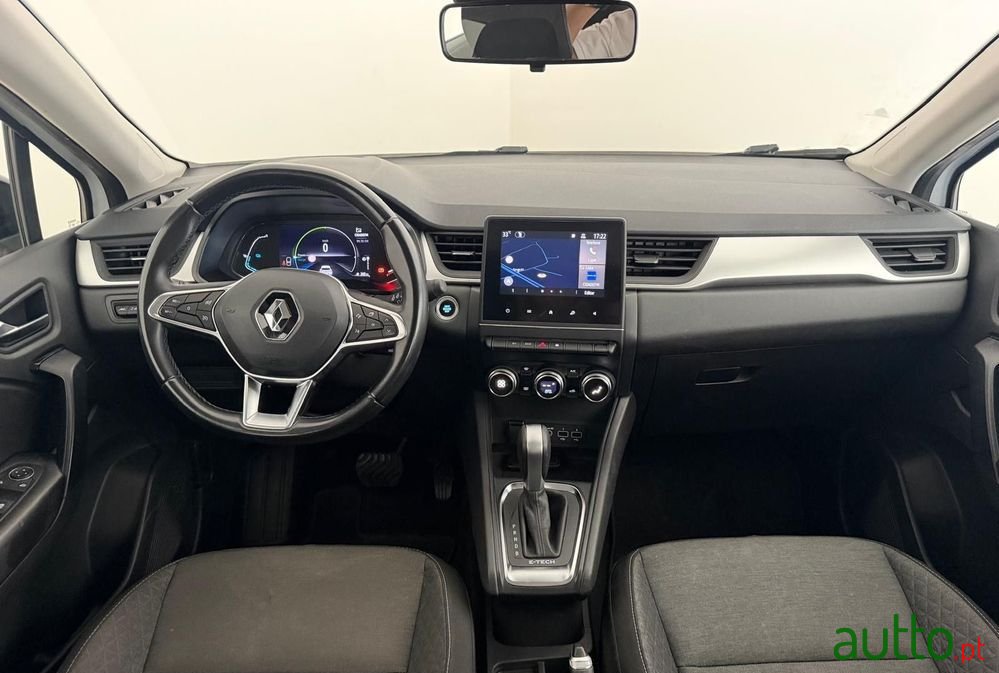 2022' Renault Captur photo #3