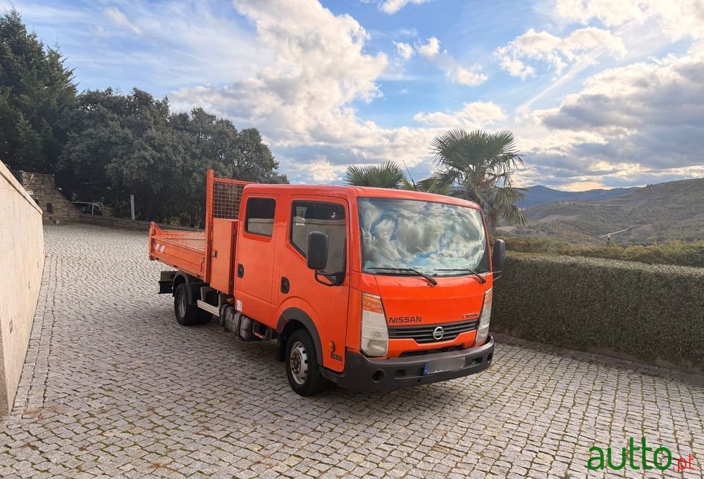 2007' Nissan Cabstar 35.13 L3 Premium photo #2