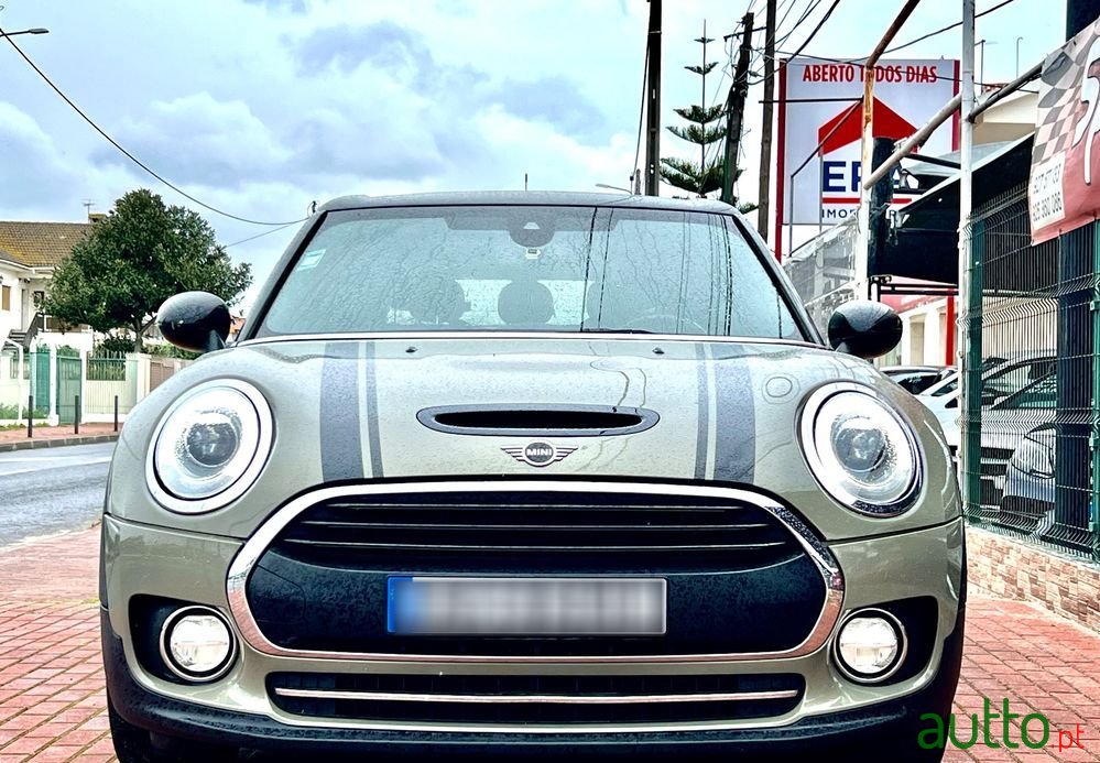 2018' MINI Clubman One Aut. Blackyard photo #2