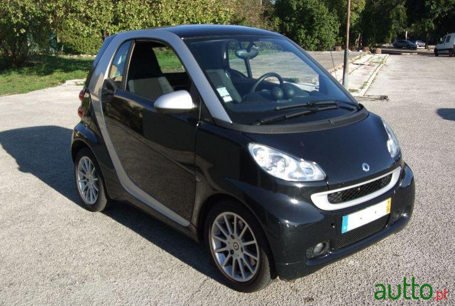2011' Smart Fortwo photo #2