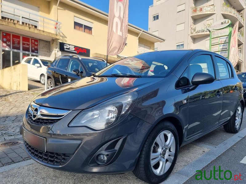 2014' Opel Corsa 1.3 Cdti Dynamic photo #1