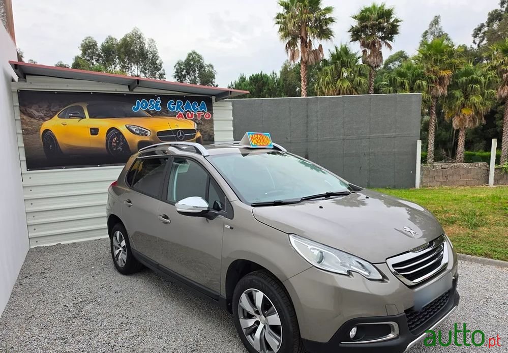 2016' Peugeot 2008 photo #1