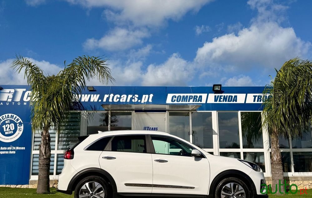 2022' Kia e-Niro 64Kwh photo #6