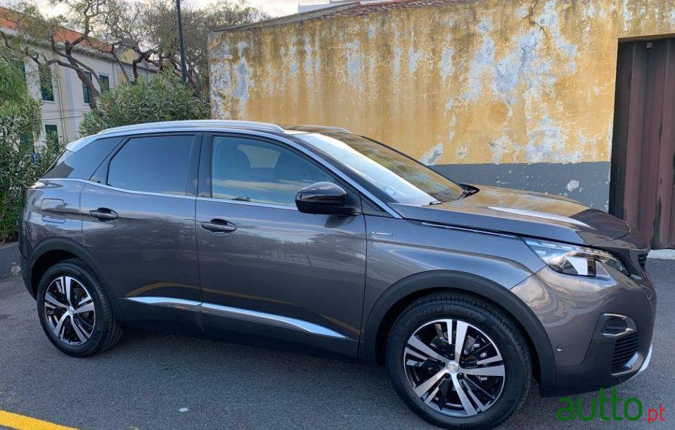 2020' Peugeot 3008 photo #1