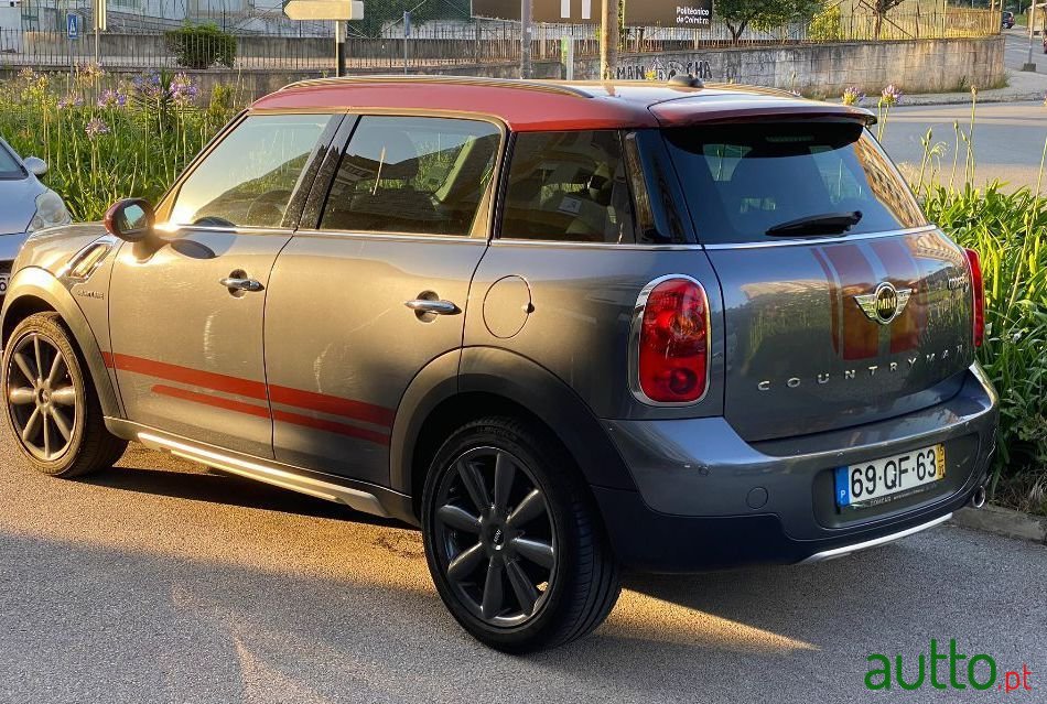 2015' MINI Countryman Ver-Cooper-D photo #1